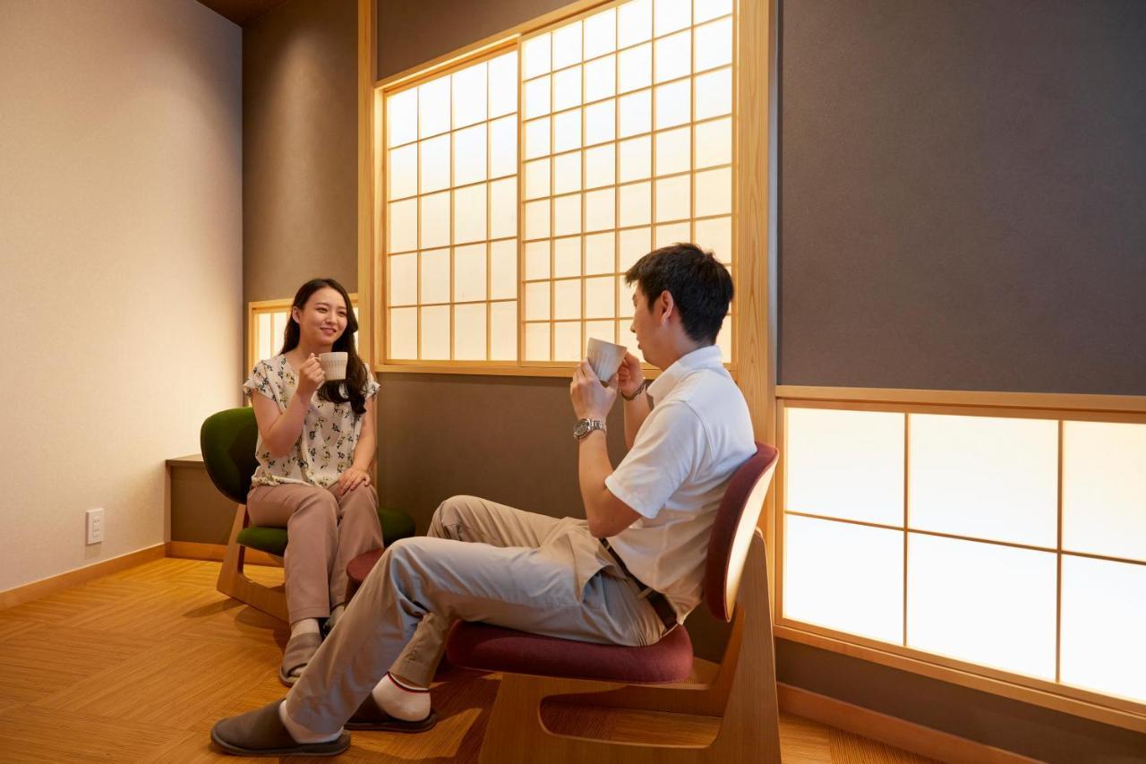 古今 天下茶屋 With A Private Parking Lot And A Half Open-Air Bath And Direct To Kix Villa โอซาก้า ภายนอก รูปภาพ