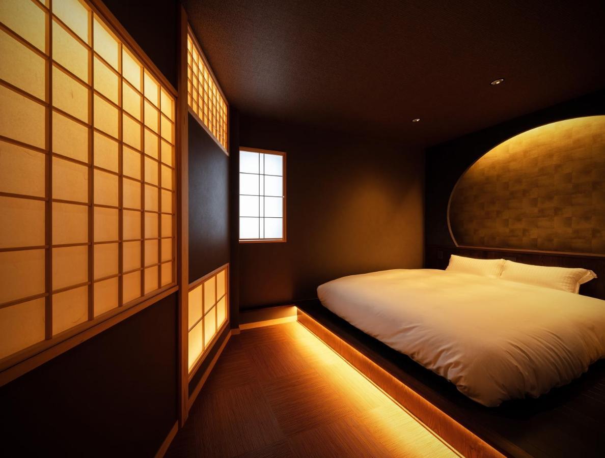 古今 天下茶屋 With A Private Parking Lot And A Half Open-Air Bath And Direct To Kix Villa โอซาก้า ภายนอก รูปภาพ